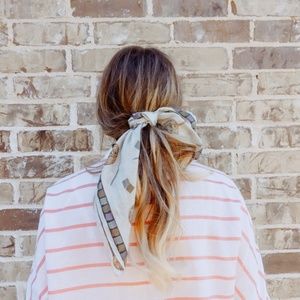 Vintage Roberta di Camerino Scarf/Handkerchief